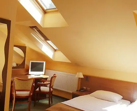 Hotel Stara Poczta 3*